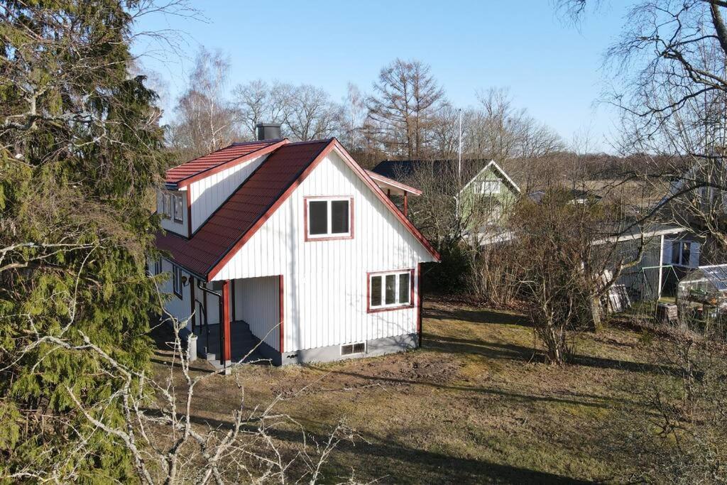 Lantlig Villa I Ljungbyhed Dış mekan fotoğraf